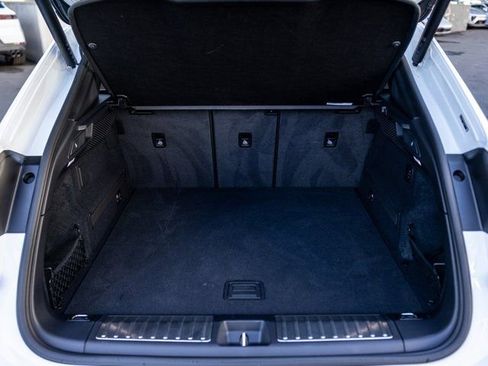 Certified 2025 Porsche Macan Electric RWD image 39