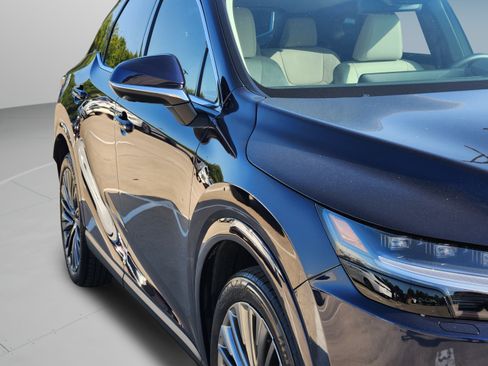 Used 2025 Lexus RX 350 FWD w/ Convenience Package image 34