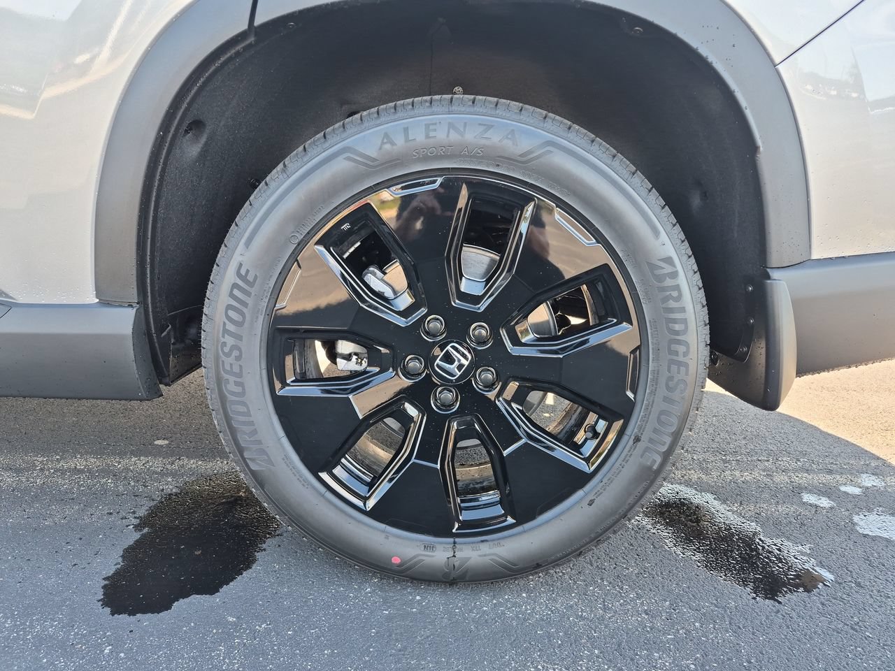 New 2026 Honda Pilot Black Edition image 10
