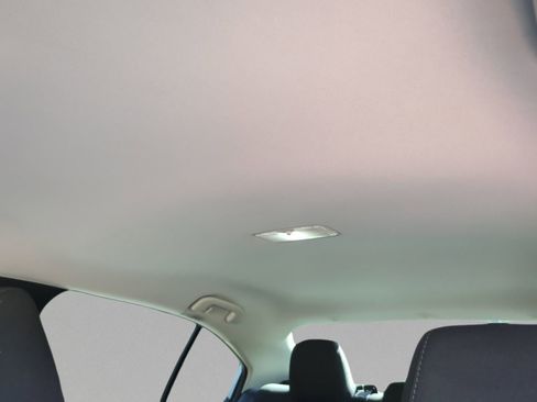 Used 2021 Toyota Corolla LE FWD image 31