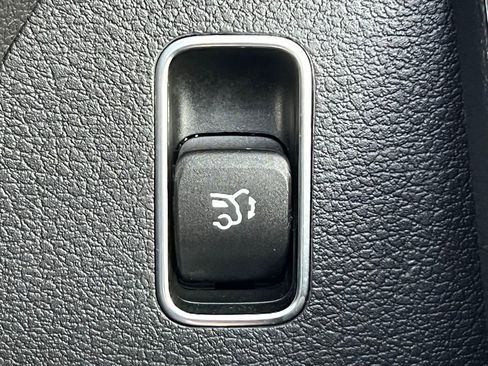 Certified 2022 Mercedes-Benz GLE 350 4MATIC image 44