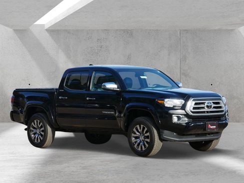 Used 2023 Toyota Tacoma Limited AWD/4WD image 1