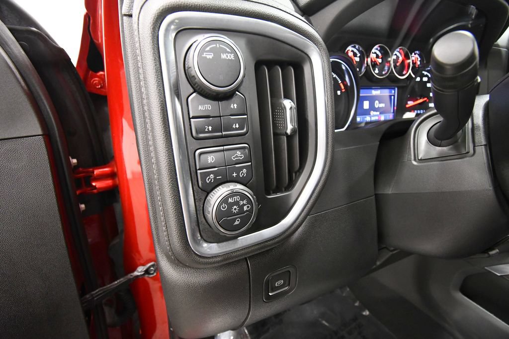 Used 2023 Chevrolet Silverado 2500 LTZ AWD/4WD image 19