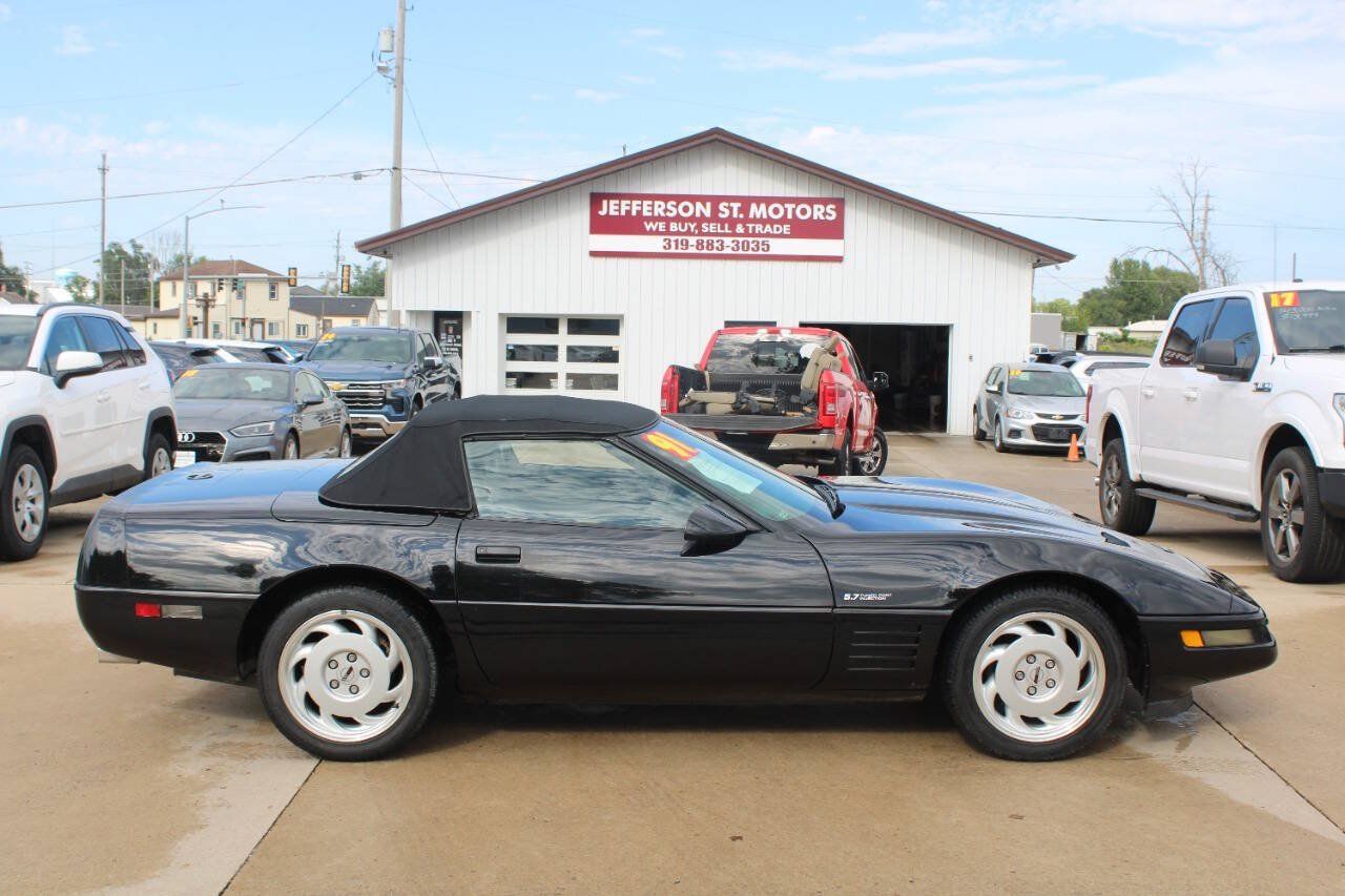Used 1991 Chevrolet Corvette Convertible RWD image 1