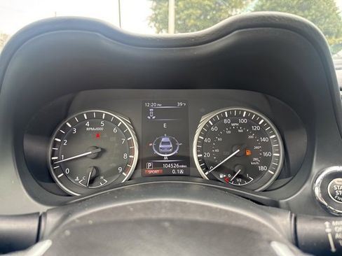 Used 2018 INFINITI Q50 Luxe w/ Essential Package (3.0T Luxe) image 20