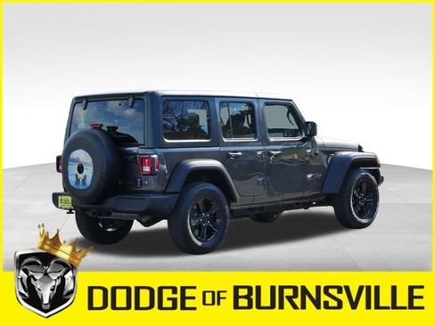 Used 2022 Jeep Wrangler Unlimited Sport image 10
