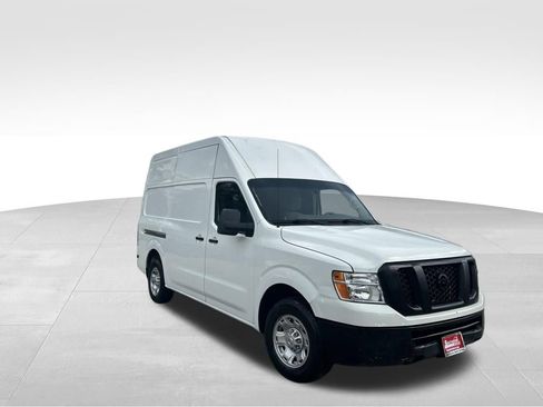 Used 2020 Nissan NV 2500 SV RWD image 8