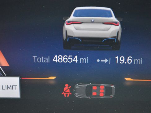 Certified 2023 BMW i4 eDrive40 w/ Premium Package RWD image 17
