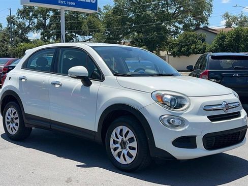 Used 2017 FIAT 500X Pop FWD image 9
