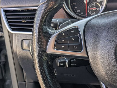 Used 2017 Mercedes-Benz GLE 43 AMG AMG GLE 43 w/ Premium 3 Package image 18