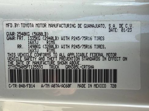 Used 2023 Toyota Tacoma SR AWD/4WD image 39