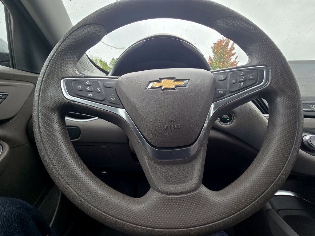 Used 2023 Chevrolet Malibu LT FWD image 20