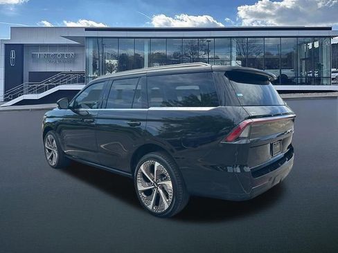 New 2026 Lincoln Navigator Black Label AWD/4WD image 5