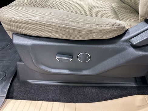 Used 2017 Ford F150 XLT w/ Equipment Group 301A Mid image 11