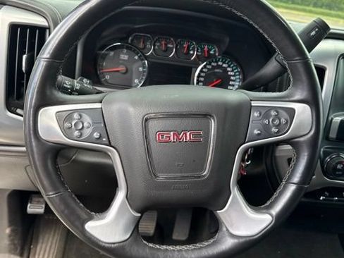 Used 2017 GMC Sierra 1500 SLT w/ SLT Premium Package AWD/4WD image 9