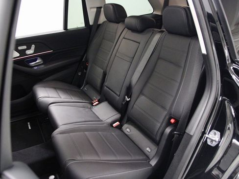 New 2026 Mercedes-Benz GLS 450 4MATIC image 13