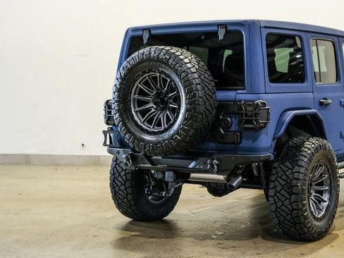Used 2025 Jeep Wrangler Unlimited Rubicon w/ Safety Group AWD/4WD image 38