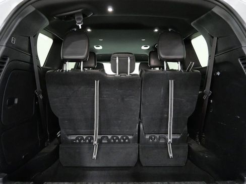 Used 2024 Chrysler Pacifica Select image 26