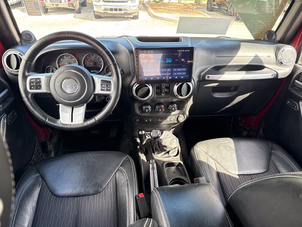Used 2013 Jeep Wrangler Unlimited Sport AWD/4WD image 6
