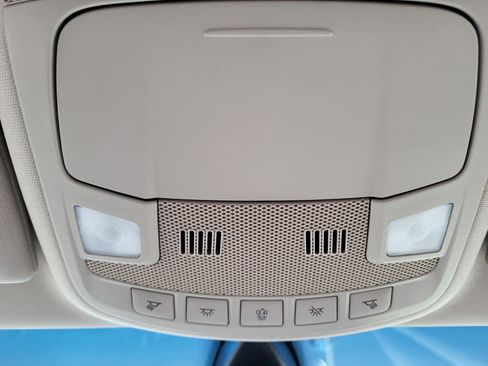 Used 2020 Lincoln MKZ w/ Convenience Package image 41