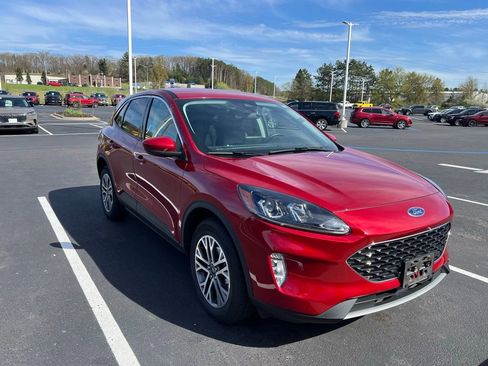 Certified 2022 Ford Escape SEL AWD/4WD image 1