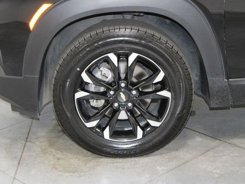 Used 2023 Chevrolet TrailBlazer LT w/ Convenience Package image 16
