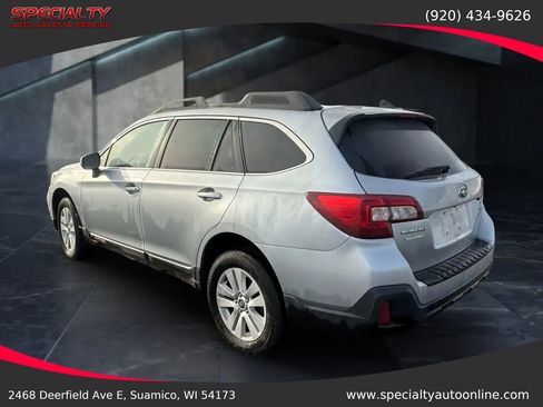Used 2018 Subaru Outback 2.5i Premium image 4
