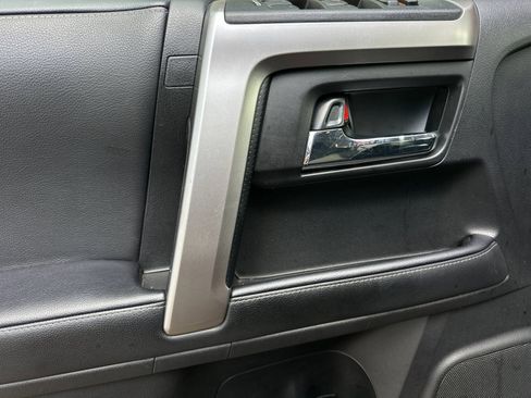 Used 2024 Toyota 4Runner SR5 image 10