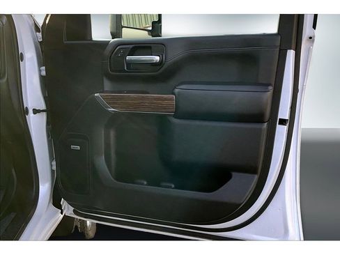 Used 2020 Chevrolet Silverado 2500 High Country w/ Z71 Off-Road Package image 25