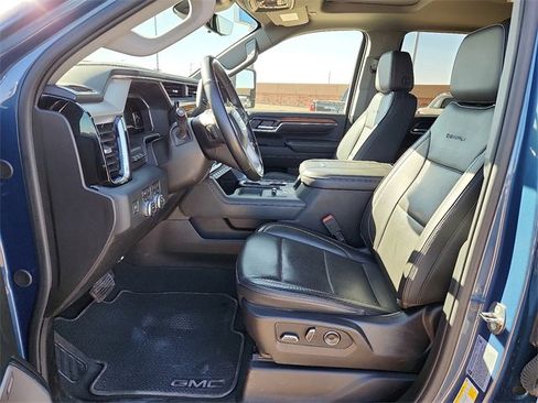 Used 2024 GMC Sierra 2500 Denali w/ Denali Reserve Package image 11