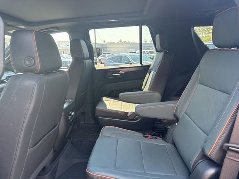 New 2026 GMC Yukon AT4 AWD/4WD image 11