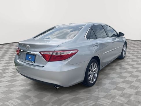 Used 2017 Toyota Camry XLE FWD image 8