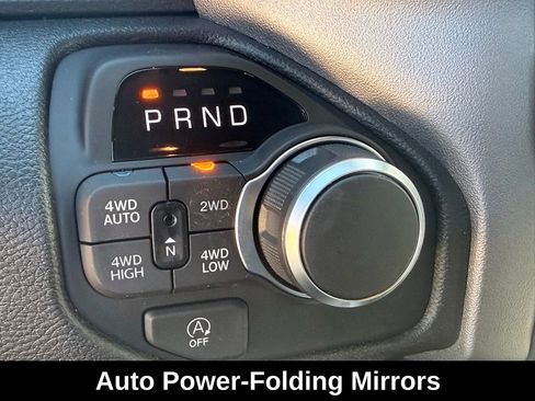 New 2026 RAM 1500 Big Horn w/ Night Edition image 18