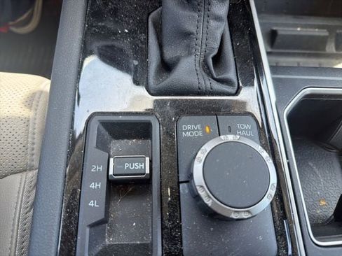 Used 2023 Toyota Tundra Limited AWD/4WD image 18