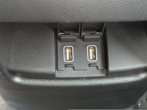 Used 2017 Honda CR-V Touring image 14