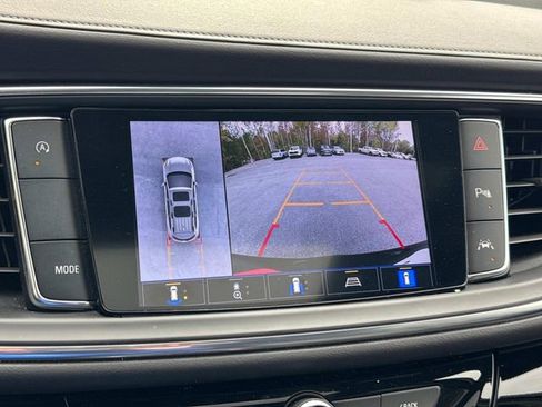 Used 2023 Buick Enclave Avenir w/ Avenir Technology Package image 33