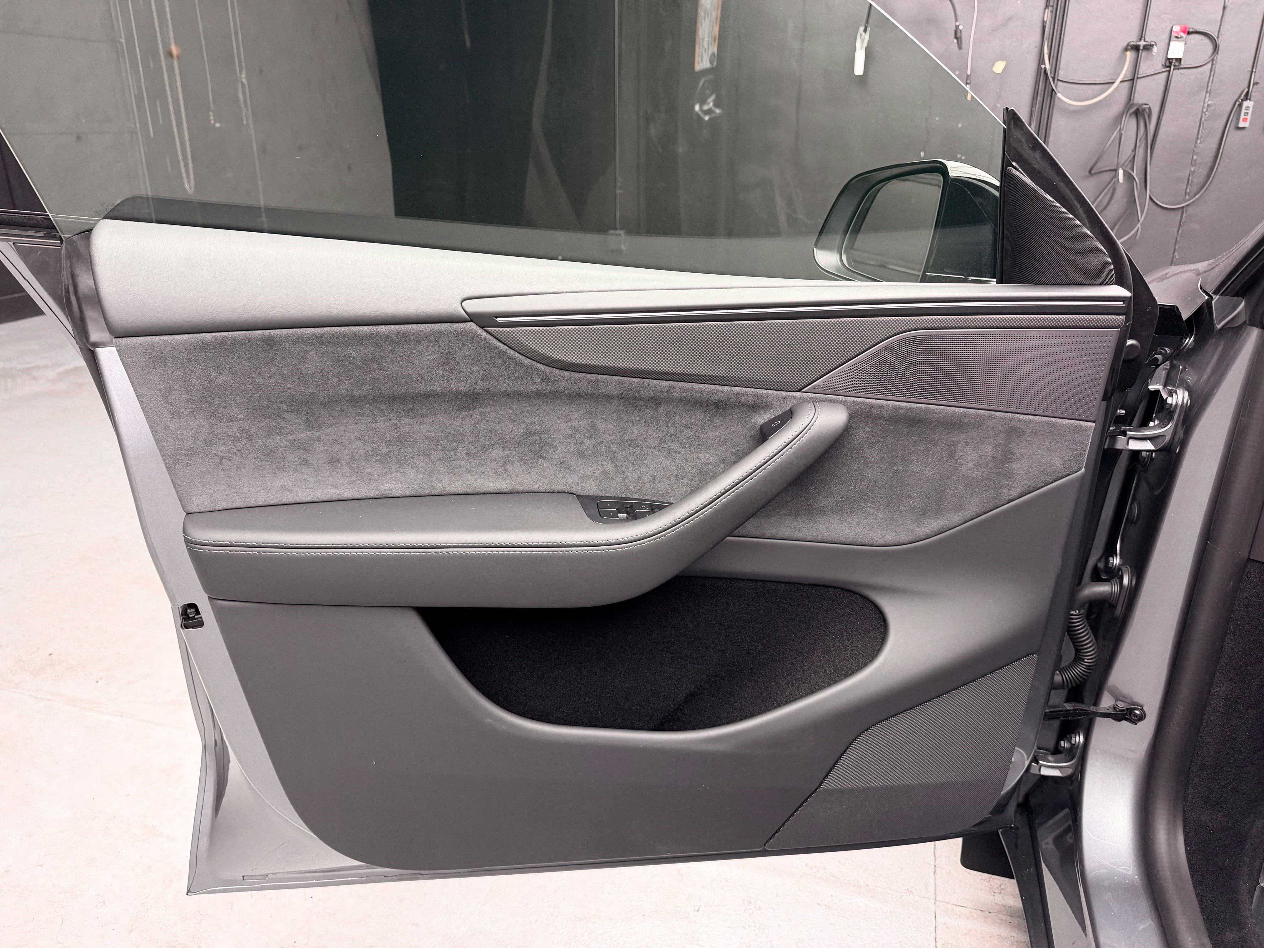 Used 2026 Tesla Model Y Performance AWD/4WD image 33