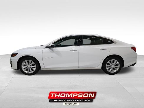 Certified 2025 Chevrolet Malibu LT image 1