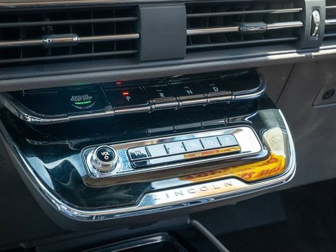 Used 2023 Lincoln Corsair Reserve w/ Equipment Group 201A image 23