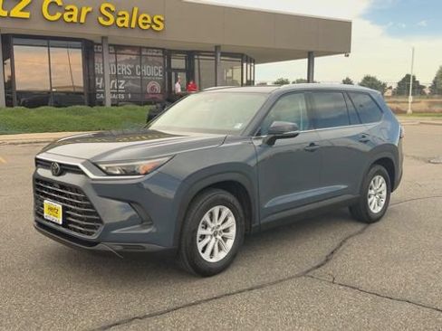 Used 2026 Toyota Grand Highlander AWD image 4