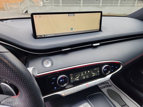 Used 2022 Genesis GV70 3.5T Sport w/ Sport Prestige Package image 32