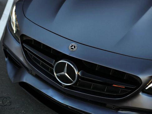Used 2018 Mercedes-Benz E 63 AMG S image 27
