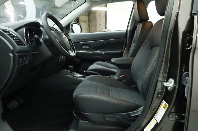 New 2027 Mitsubishi Outlander Sport SE FWD image 6