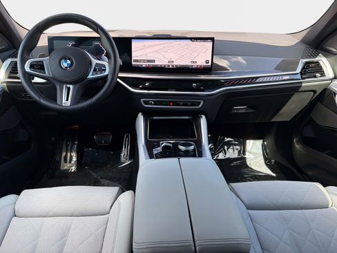 Used 2026 BMW X6 M60i image 29