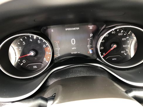 Used 2018 Jeep Compass Limited AWD/4WD image 35