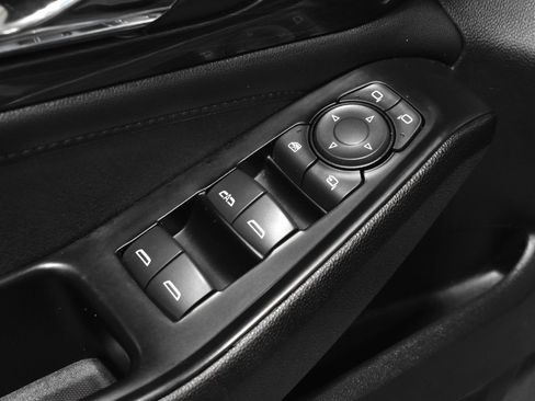 Used 2023 Chevrolet Traverse High Country w/ LPO, Floor Liner Package image 14