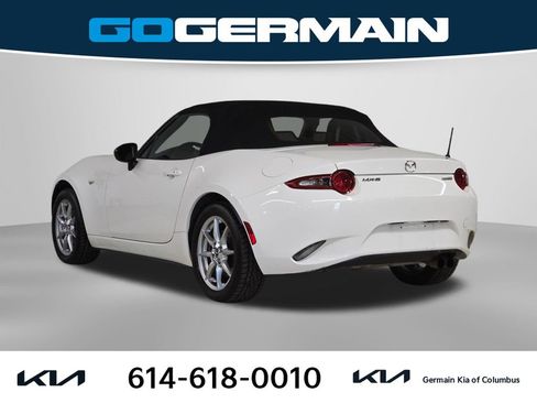 Used 2016 MAZDA MX-5 Miata Sport RWD image 12
