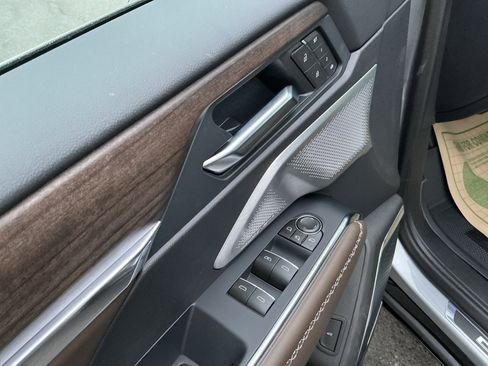 New 2026 GMC Acadia Denali Ultimate AWD/4WD image 14