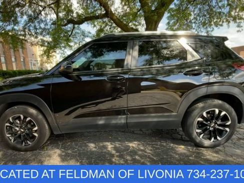 Certified 2021 Chevrolet TrailBlazer LT w/ Convenience Package FWD image 5