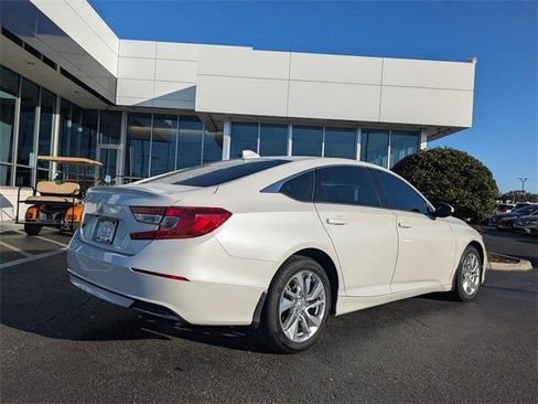 Used 2019 Honda Accord LX image 4